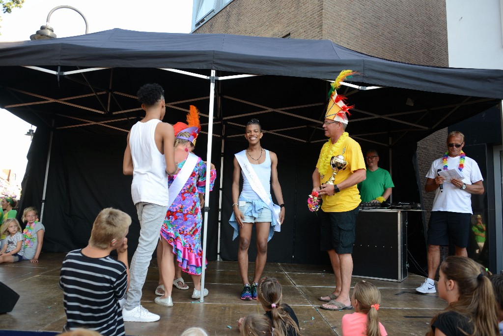 ../Images/Zomercarnaval Noordwijkerhout 2016 311.jpg